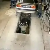 HNFh0lWKJgdowD-1