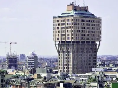 معماران ایرانی فریاد می‌زنند این نماهای بی‌هویت کشور را نابود می‌کند